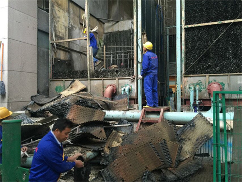 冷卻塔填料更換：冷卻塔改造安裝常見問題(更換冷卻塔填料方法)